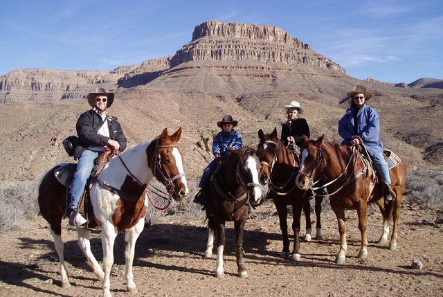 Horse riding at Grand Canyon