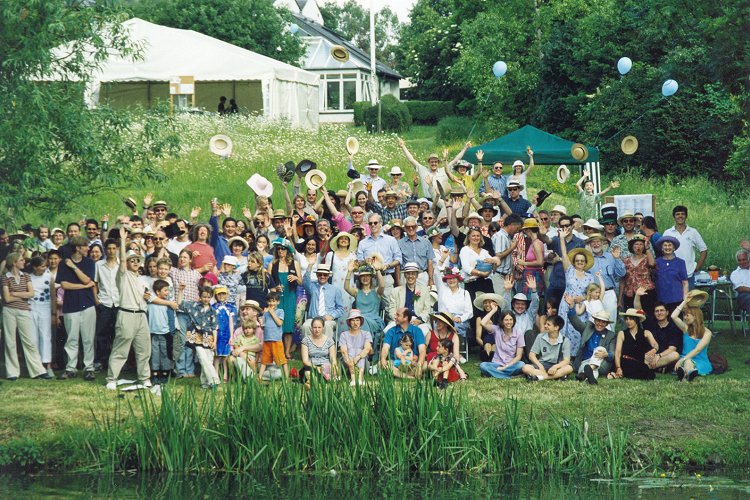 Bumps Group Photo 2003